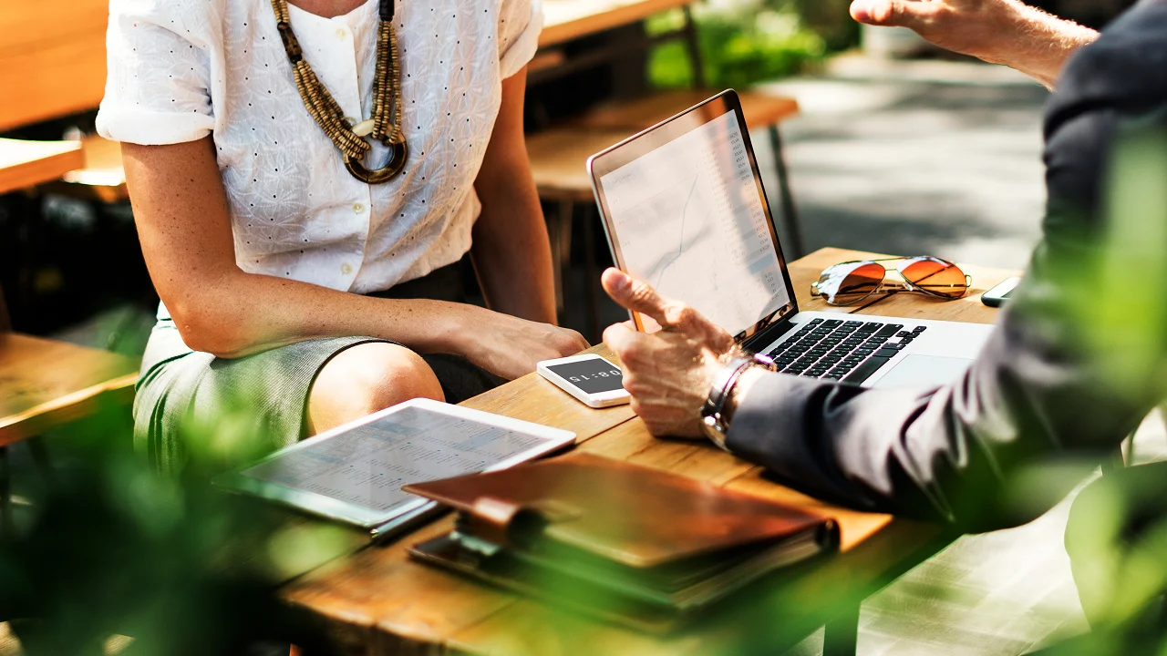 How Mobile Apps Improve Customer Loyalty and Brand Trust